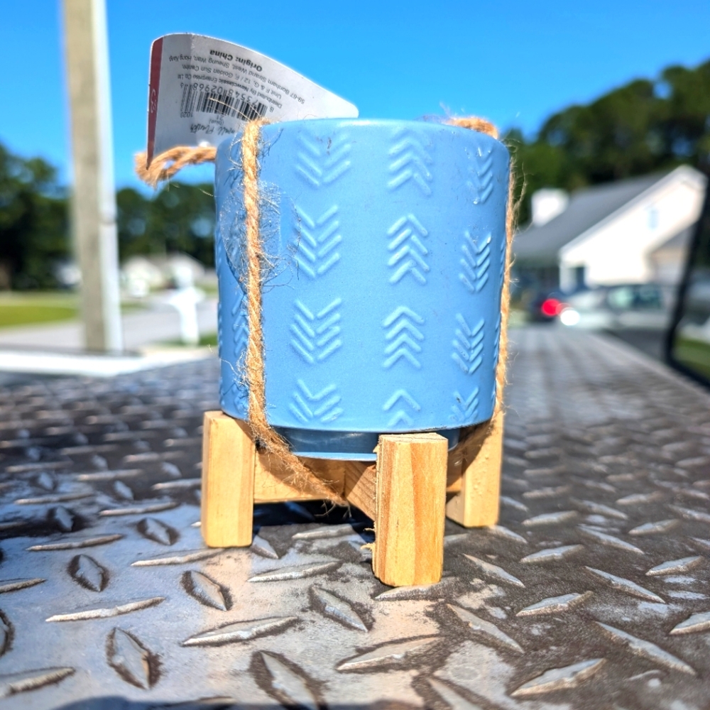 Small planter